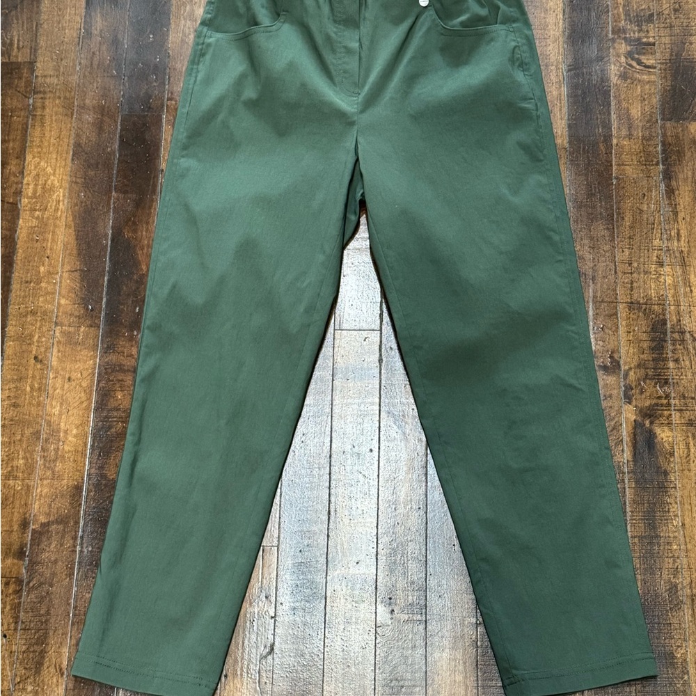 Robell Women’s Deep Green Chinos Size 10‎